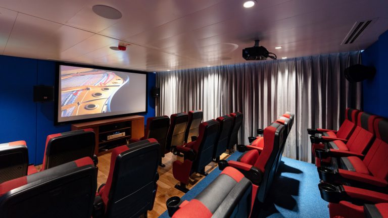 Du thuyền Victoria Mekong 5* Cinema 1