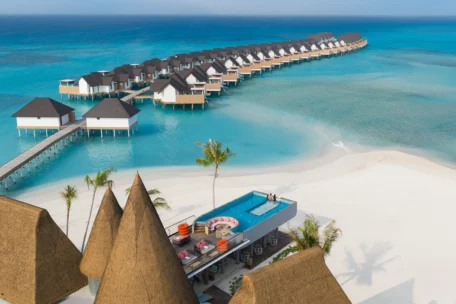 Khu nghỉ dưỡng Meyyafushi Maldives | Từ villa cầu trượt đến nhà hàng dưới biển – Giá trị nằm ở trải nghiệm